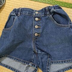 使用感はあります。サイズは140です。