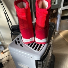 女子用冬靴の画像
