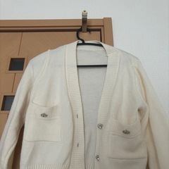 グレイルカーディガン