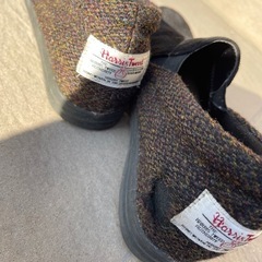 ハリスツイード　　スリッポンの画像