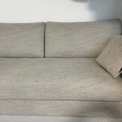 ３人がけソファの画像