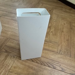 掃除用具立ての画像