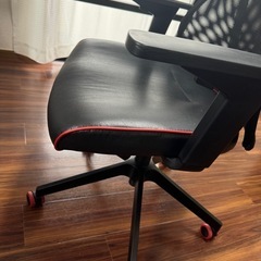 【美品】イケア　ゲーミングチェア　デスクの画像