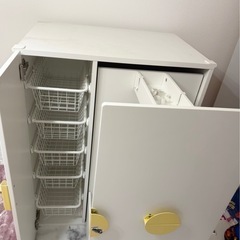 IKEA 子供用　衣装ボックスの画像
