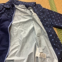 ウインドブレーカー　女児の画像