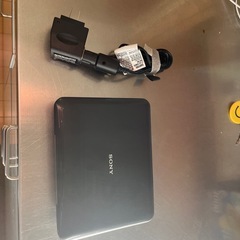 ポータブルDVDプレーヤー
