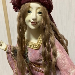 可愛い紙粘土人形です。の画像