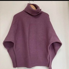titivate パープルタートルネック