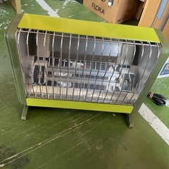 お取引き中です！電気ヒーター　電気ストーブ 中古