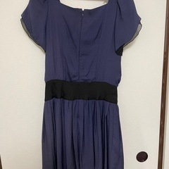 結婚式のお呼ばれに！　ドレスの画像