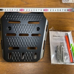 HONDA PCX125　リアボックス トップケース 取付台 ホンダ (PCX:2014~2024) の画像