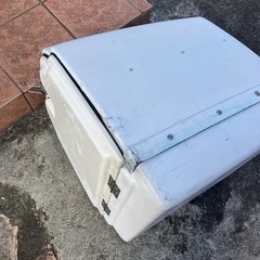 ジャイロキャノピーについていたリアボックスの画像