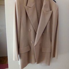 前ダブルのブレザー