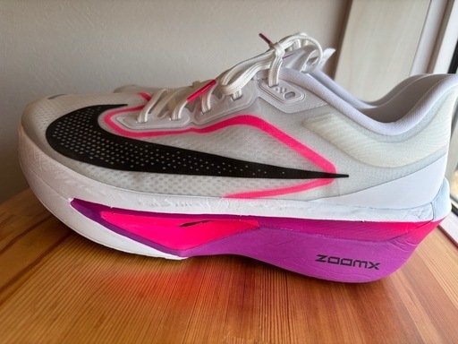 Nikeエアズームフライ6  ２７センチ