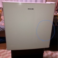 小型冷蔵庫　中古品