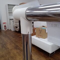 ★ジモティ割あり★  ハンガーﾗｯｸ ホワイト H98～174×D49×W87.5 クリーニング済み MT2973の画像