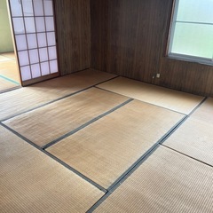 大型ガレージハウス出ました！軽トラ1ー4台が家の中まで入れます！ − 福井県