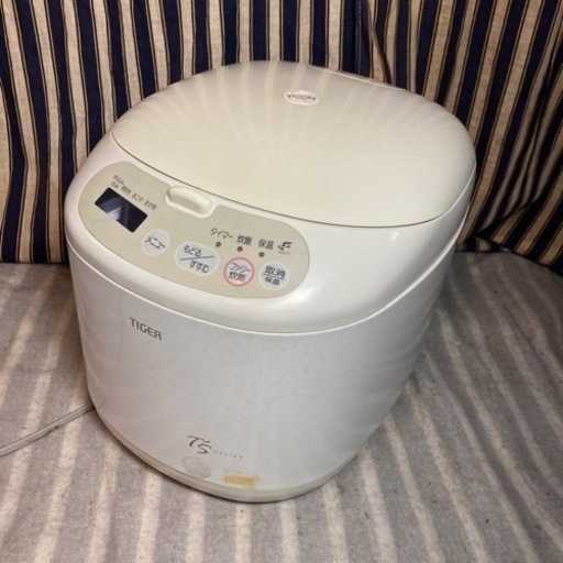 【T5】タイガー マイコン炊飯ジャー 1.8L JNR-D180 WT1992年