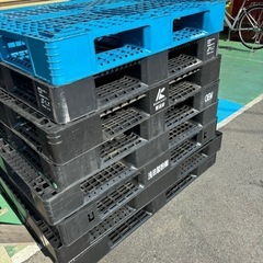 プラスチックパレットの画像