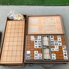将棋盤と麻雀牌