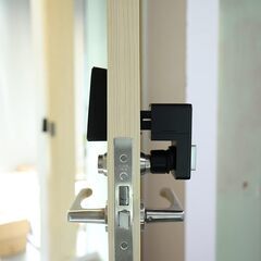 スイッチボット(SwitchBot) スマートロックの画像