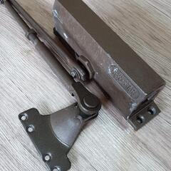 ■ドアクローザー茶■