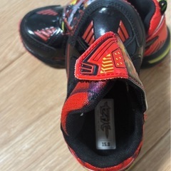 値下げ‼️新品仮面ライダーセイバー靴15センチの画像