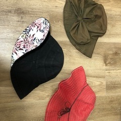 レディースブランド春秋服帽子まとめ売りの画像