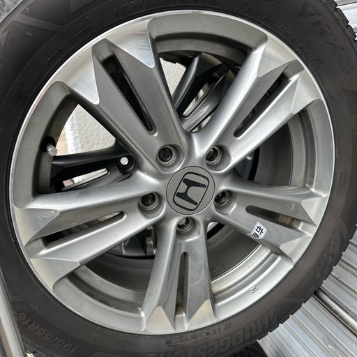 195/55/16 BRIDGESTONEブリザックVRX3スタッドレスタイヤ
