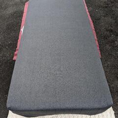 美品　ニトリ　NITORI　シングルベッド　脚付き