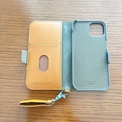iPhone14手帳型ケース・紺色の画像