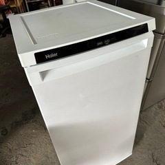 ハイアール 1ドア冷凍庫 (102L･右開きタイプ) JF-NU102B-W ホワイトの画像