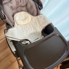 取引中　アップリカ　ユラリズム　電動ベビーベッド（茶色） の画像
