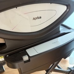 取引中　アップリカ　ユラリズム　電動ベビーベッド（茶色） の画像