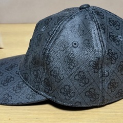 guess キャップの画像