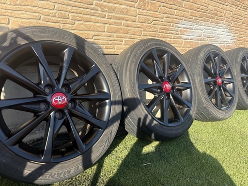 （受け渡し決まりました ）（今週中値引き価格にしました）プリウスαなどに17インチホイール