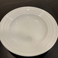 白いプレート皿