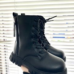 新品 ブーツ　サイズ　23cm