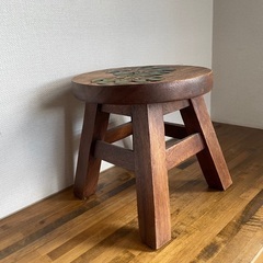 木製　ミニスツール　トロピカルの画像