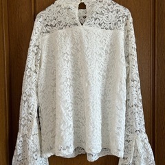 レースブラウス&レースタンクトップの画像