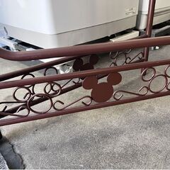 訳アリ 廃盤 ハンガーラック ディズニー 高さ約149cm ミッキーモチーフ 折りたたみ ブラウン ☆ 札幌市 白石店の画像