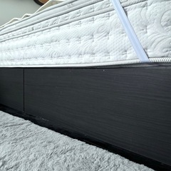 ニトリ ▷ セミダブルベッド フレーム＋マットレスの画像