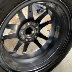 22年製バリ山 スタッドレスセット 114.3 5穴 15インチの画像