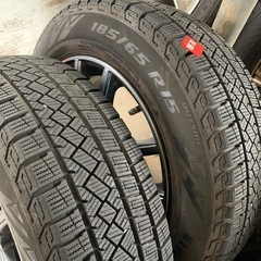 22年製バリ山 スタッドレスセット 114.3 5穴 15インチの画像