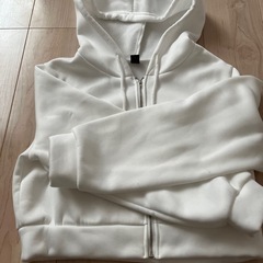 レディース　ショート丈パーカー　SHEIN 　　