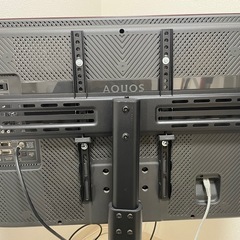取引中　SHARP LC-32DE5 テレビスタンド付きの画像