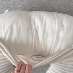 授乳クッション ニトリ ボーダー 雲柄の画像
