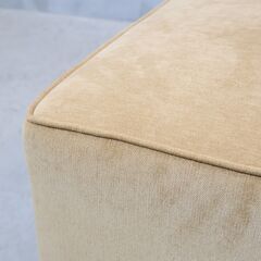 IDEE(イデー)で取り扱われているAGLAS(アグラス) オットマンです