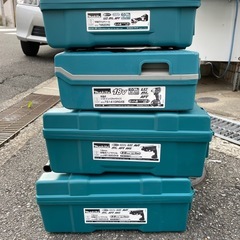 マキタ、ボッシュ、空ケース　中古品とほぼ未使用品　全て　の画像