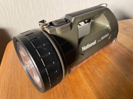 生産終了希少品‼️　同じ商品が２点あり‼️Panasonic　クリプトン球採用 蛍光灯付強力ライト　防災